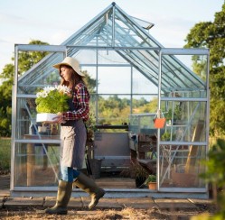 Got a Greenhouse? 4 Ways to Keep It Organized and Clean